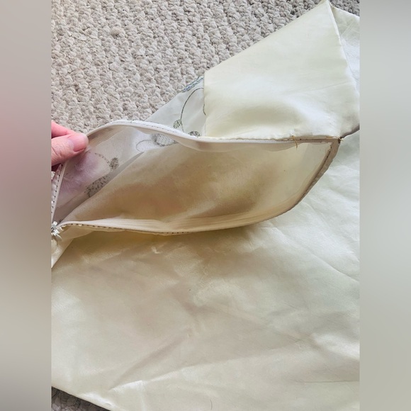 NWOT 2 Pink and 1 White Square Pillow Case 16”x 16.5” Covers Bundle - Picture 4 of 9